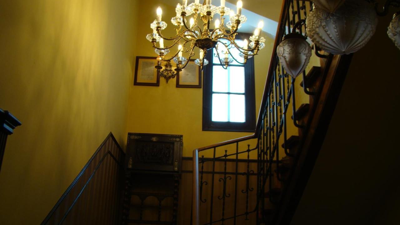 Casa Rural Piedrahíta ( Art Déco ) *